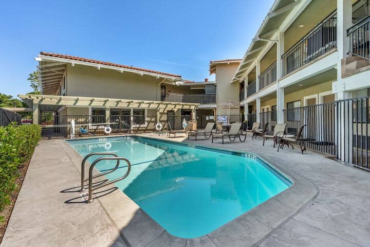 Pool 36 of 52