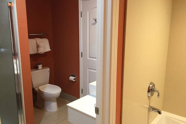 Room 26 of 52